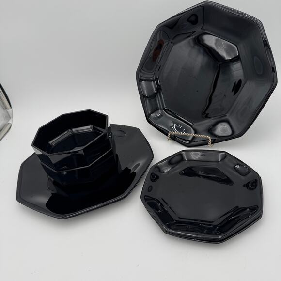 Vintage Salad Plates in Black Octime by Arcoroc Set of 3, 7.25" - Picture 5 of 10